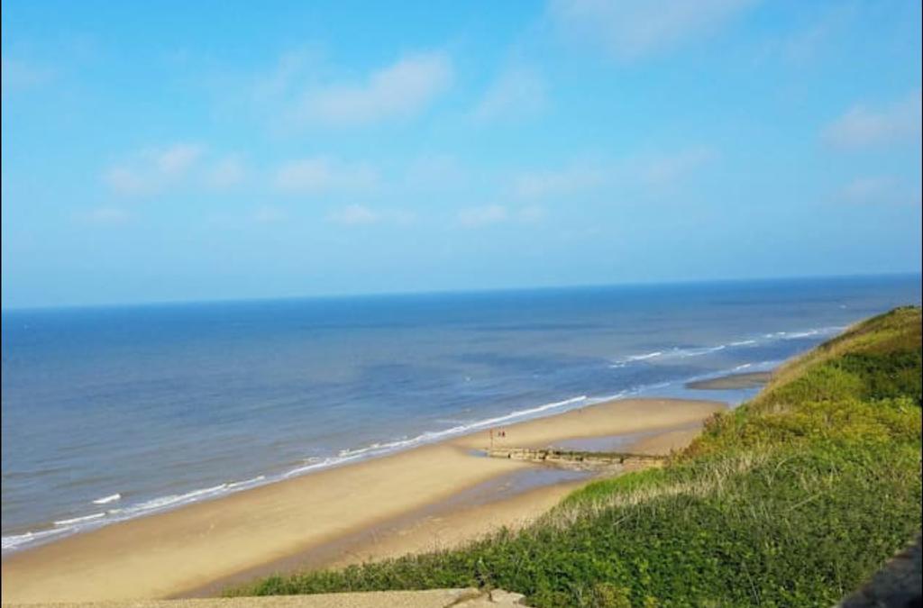 Grand Norfolk Apartment Mundesley Exterior photo